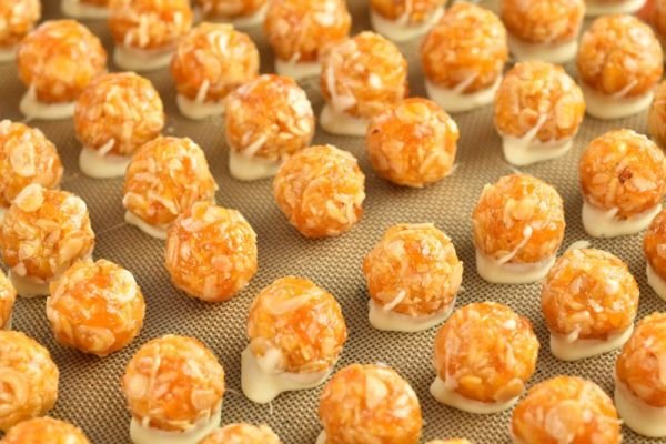 KARIŞIK TATLI SPECİAL KURU PASTA KG